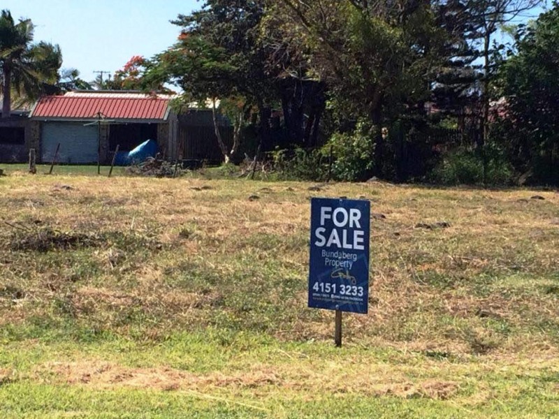 60 Gibsons Road, Burnett Heads QLD 4670