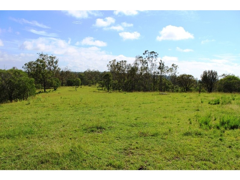16 Eileen Crescent, Horse Camp QLD 4671