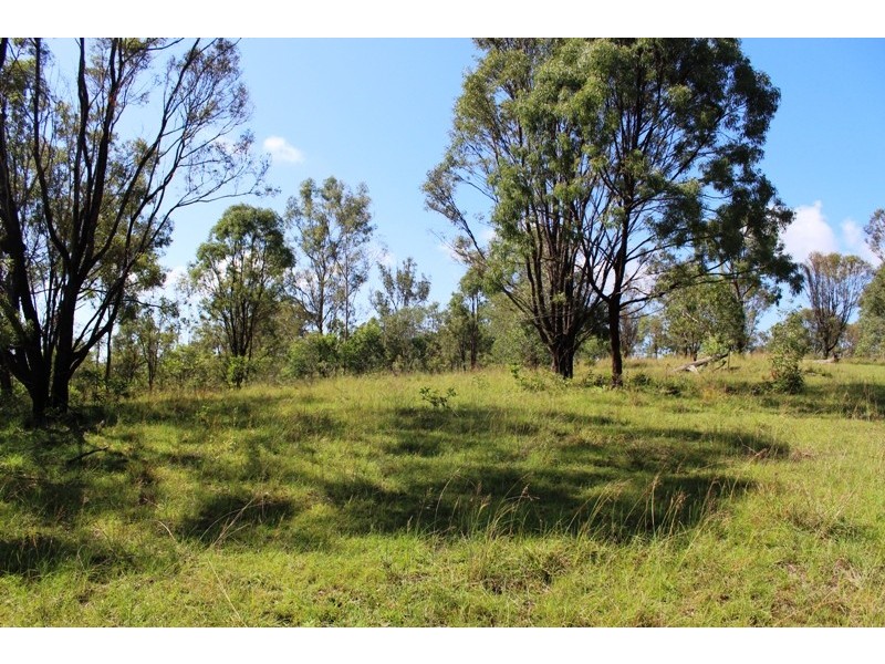 16 Eileen Crescent, Horse Camp QLD 4671