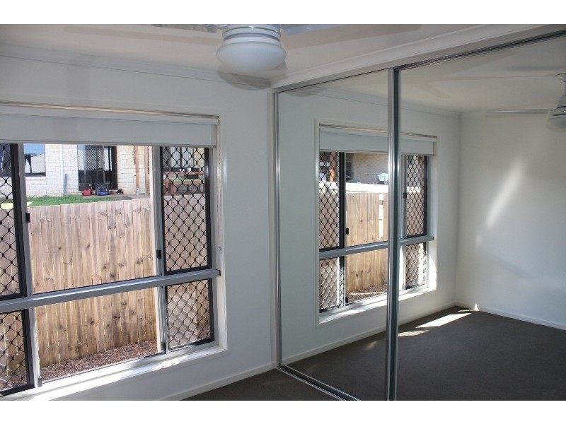 6 Green Avenue, Branyan QLD 4670