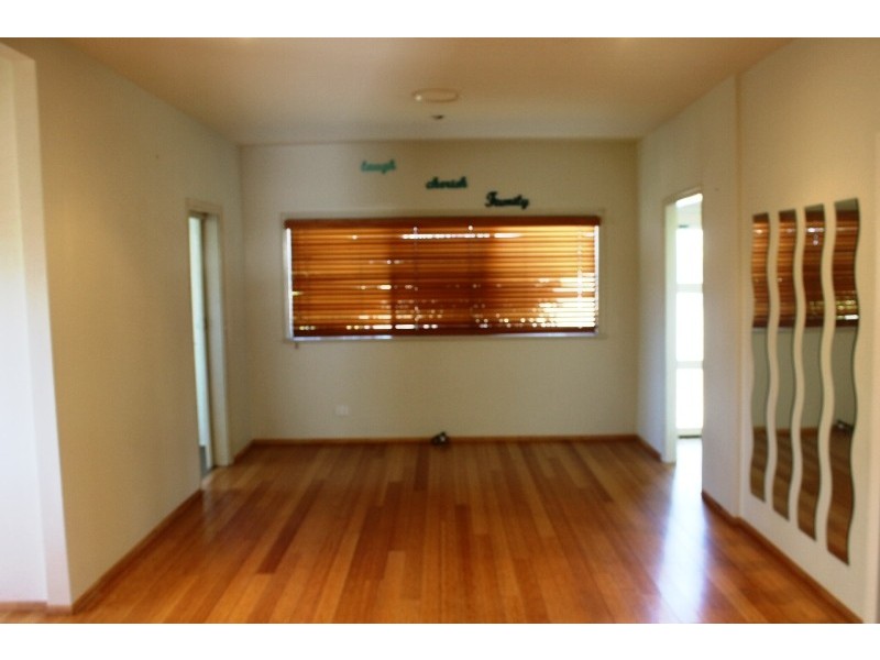 63 Fairymead Road, Bundaberg North QLD 4670