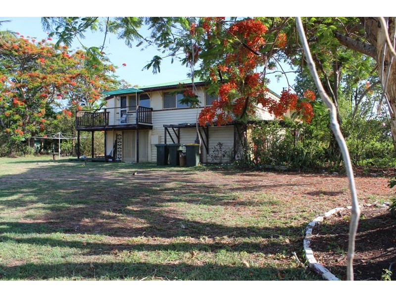 4 Somerville Street, Burnett Heads QLD 4670