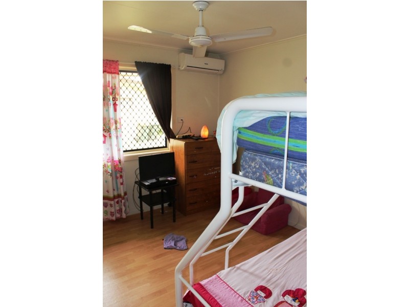 16 McCullough St, Kepnock QLD 4670