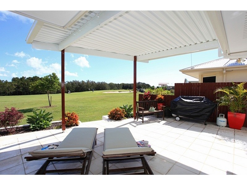 38 Bisdee Street, Coral Cove QLD 4670