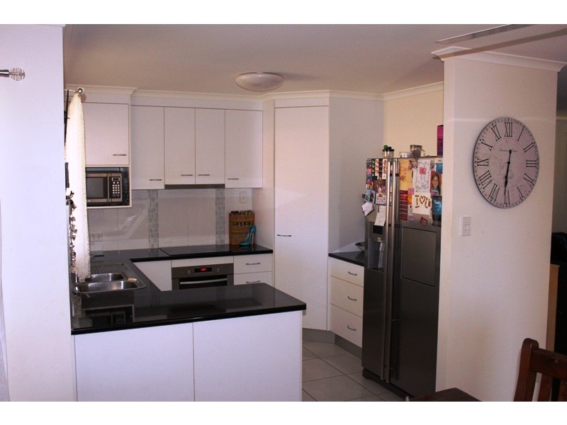 4 Linderberg Street, Kalkie QLD 4670