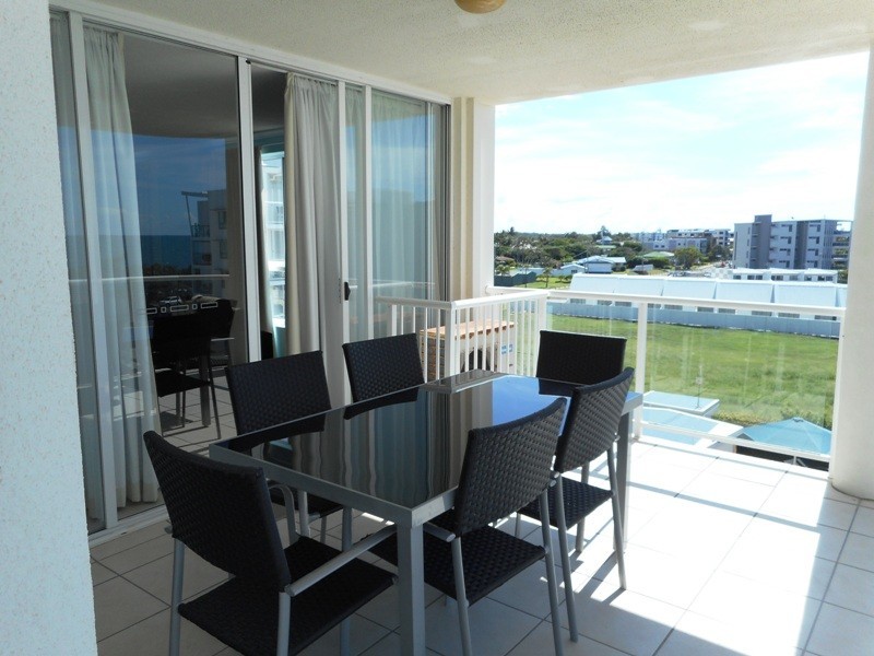 27/2 Baxter  Street, Bargara QLD 4670