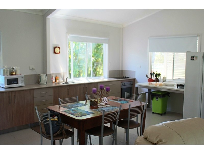 11 Island View Drive, Winfield QLD 4670