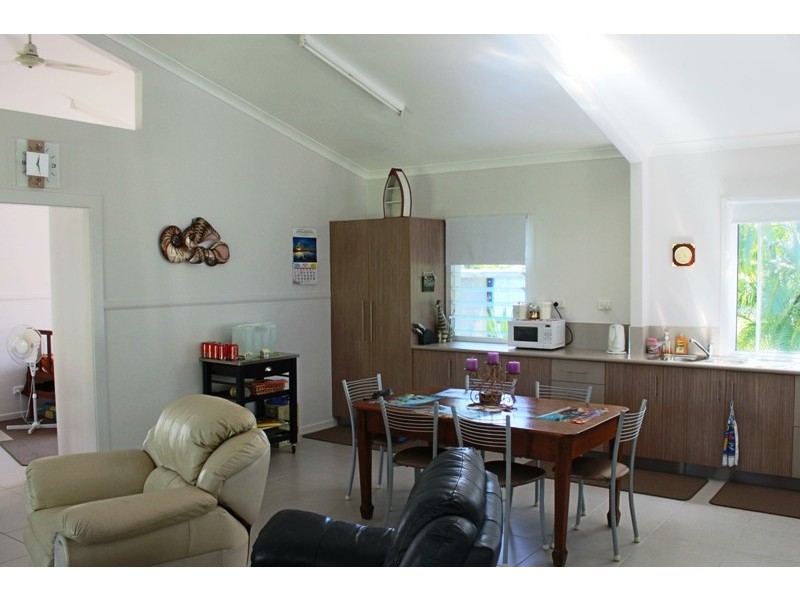 11 Island View Drive, Winfield QLD 4670