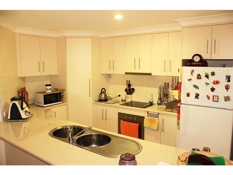 14 Green Avenue, Branyan QLD 4670