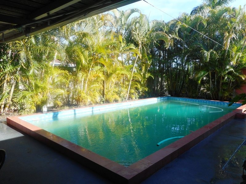 73 Fe Walker St, Kepnock QLD 4670
