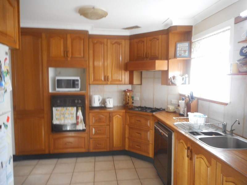 73 Fe Walker St, Kepnock QLD 4670
