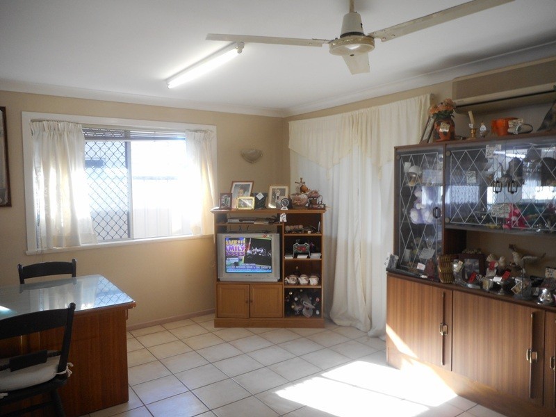 73 Fe Walker St, Kepnock QLD 4670