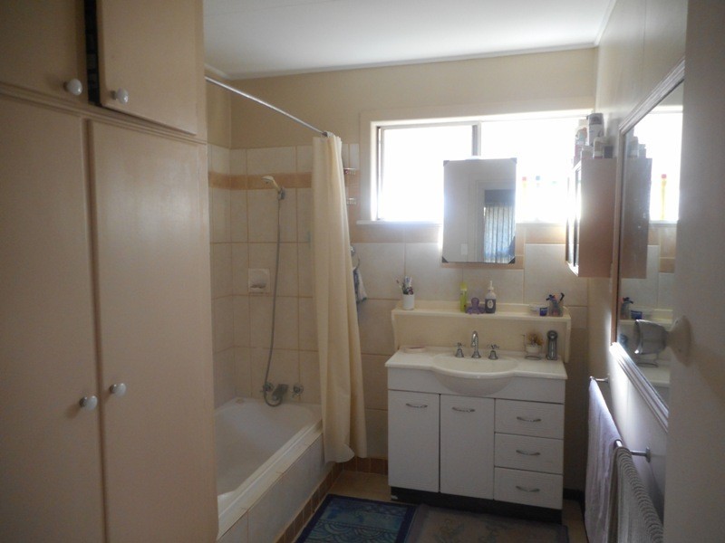 73 Fe Walker St, Kepnock QLD 4670