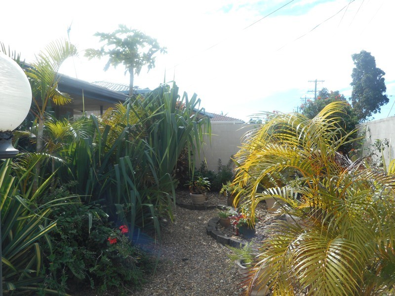 73 Fe Walker St, Kepnock QLD 4670