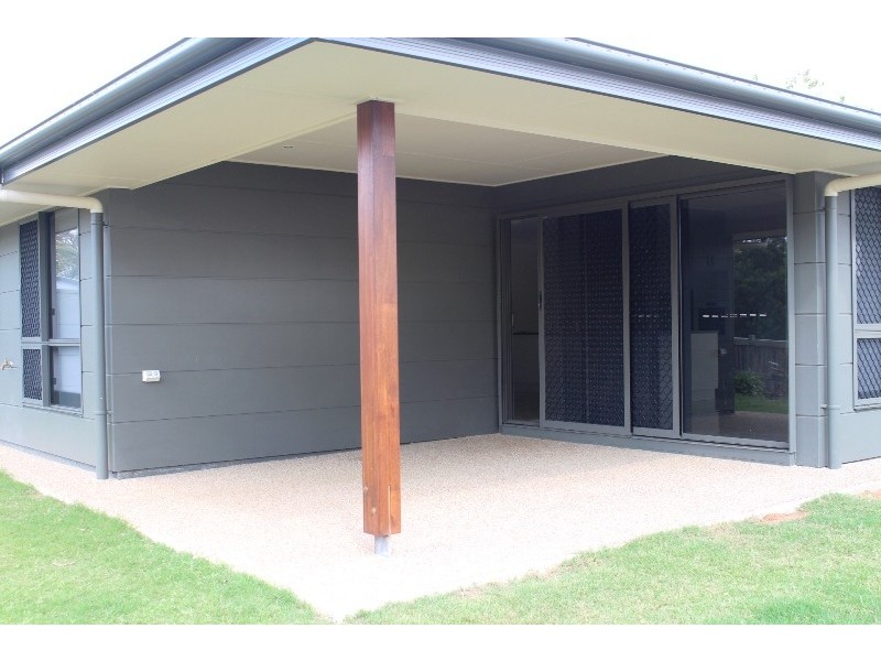 10 Green Avenue, Branyan QLD 4670