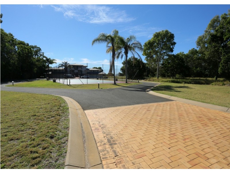 150 Sylvan Drive, Moore Park Beach QLD 4670