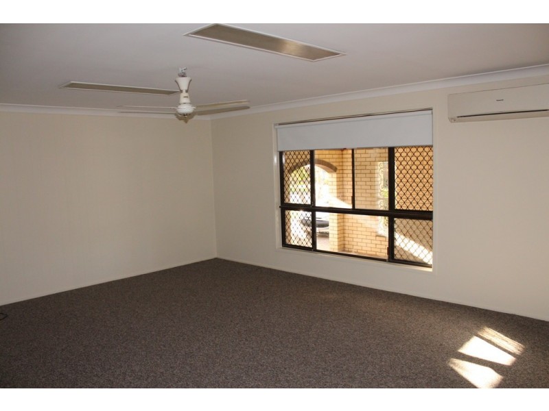 16 Twyford Street, Avoca QLD 4670