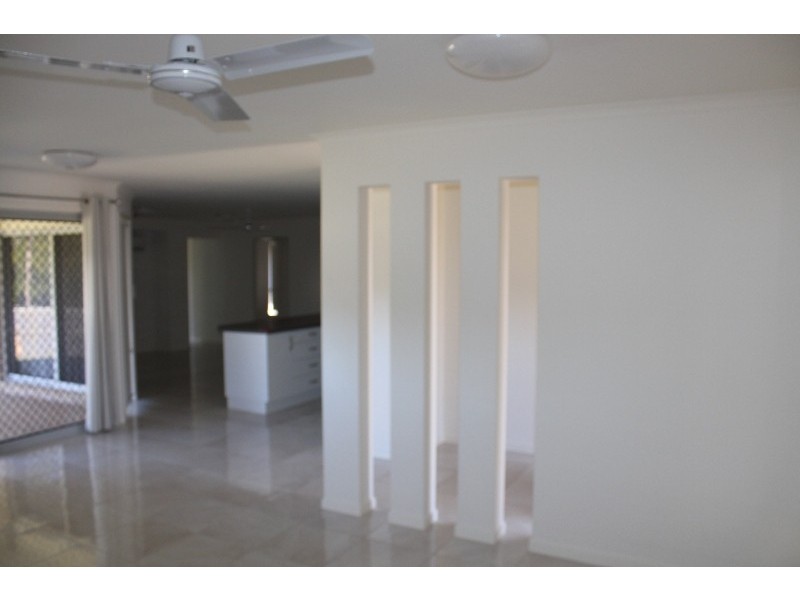 6 Green Avenue, Branyan QLD 4670