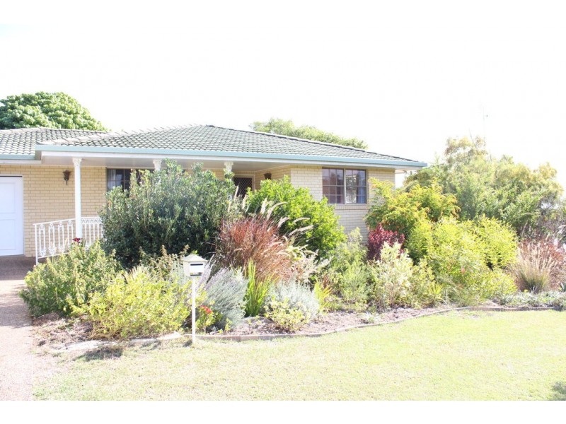 5 Diamond Street, Millbank QLD 4670