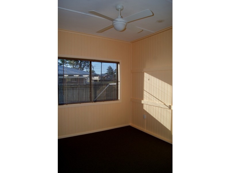 14 Greenwood Street, Kepnock QLD 4670