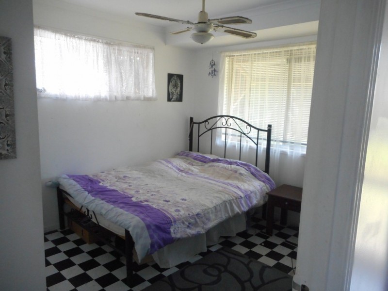 3 Gengers Road, Moore Park Beach QLD 4670