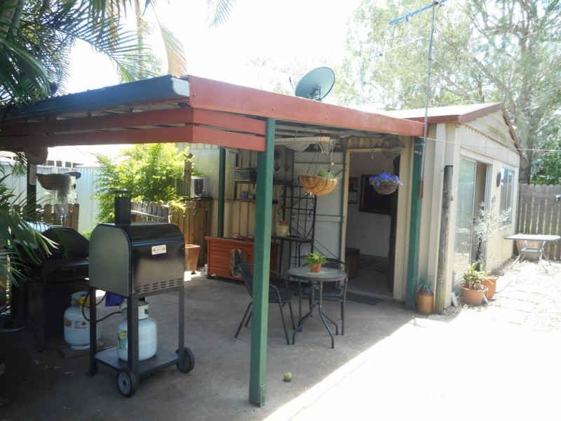 3 Gengers Road, Moore Park Beach QLD 4670