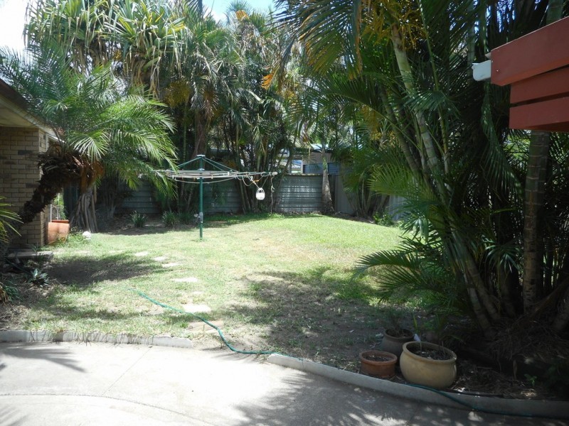 3 Gengers Road, Moore Park Beach QLD 4670