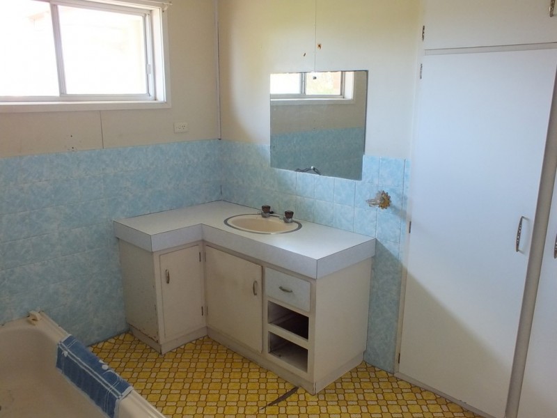 11 Sauer Street, Bundaberg North QLD 4670