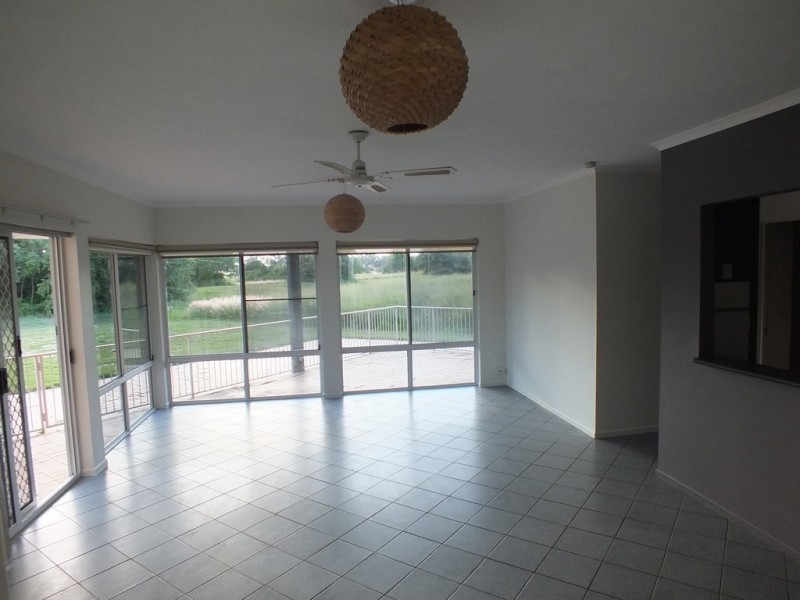 1/150 Sylvan Drive, Moore Park Beach QLD 4670