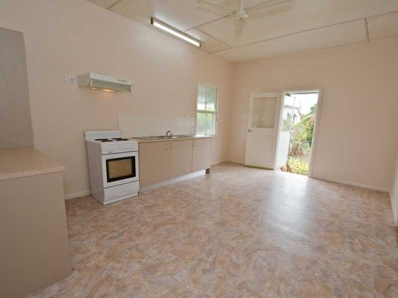 3 THORNHILL LANE, Bundaberg North QLD 4670