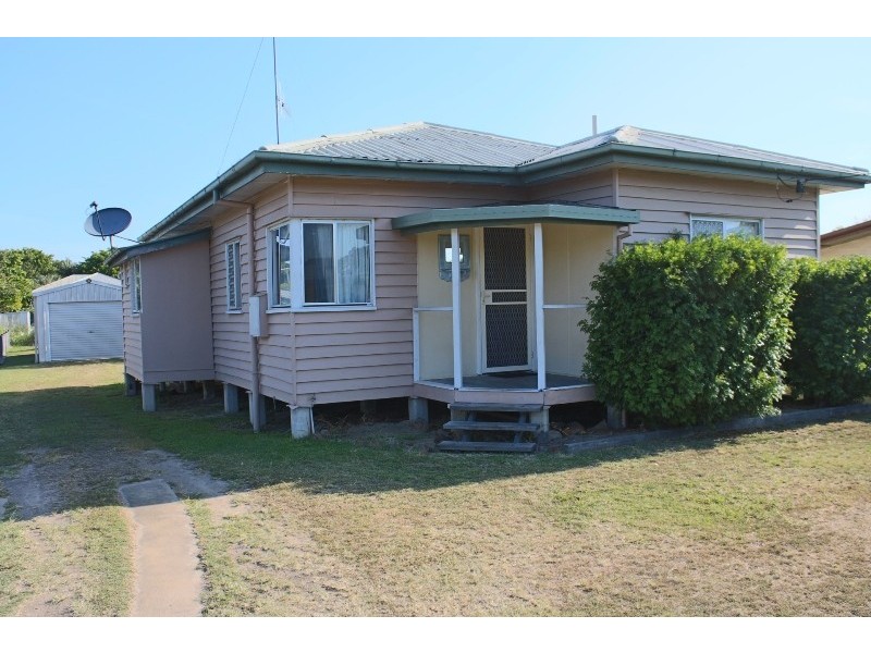 6 Windermere St, Walkervale QLD 4670