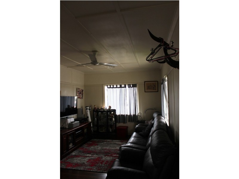 11 John Street, Bundaberg West QLD 4670