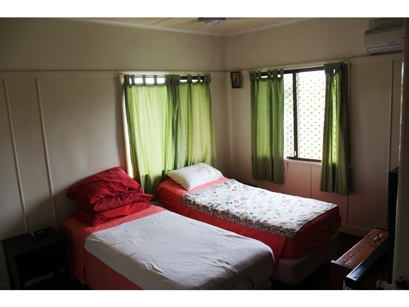 11 John Street, Bundaberg West QLD 4670