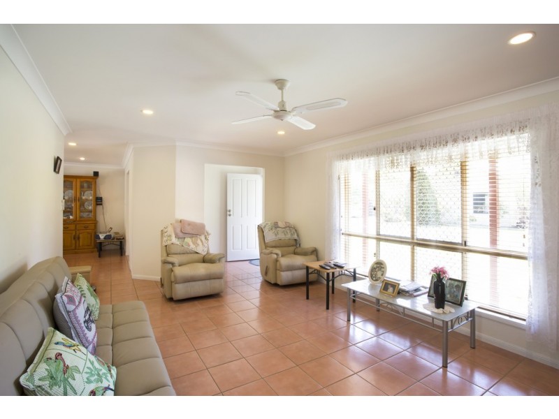 4 Driftwood Place, Woodgate QLD 4660