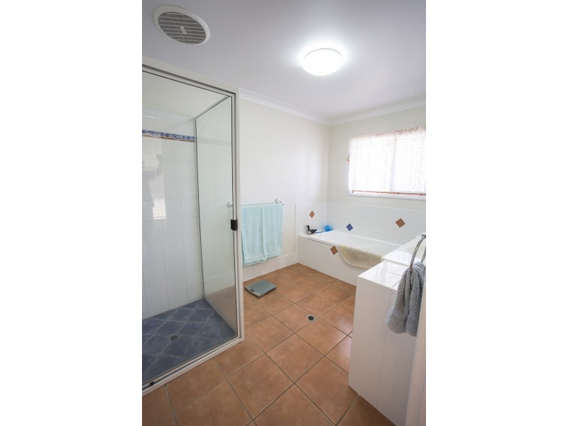 4 Driftwood Place, Woodgate QLD 4660