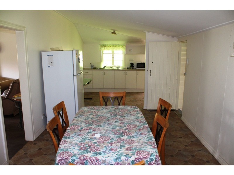11 Station Street, Bundaberg North QLD 4670