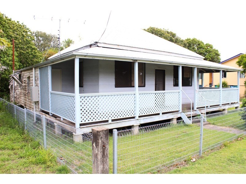 11 Station Street, Bundaberg North QLD 4670