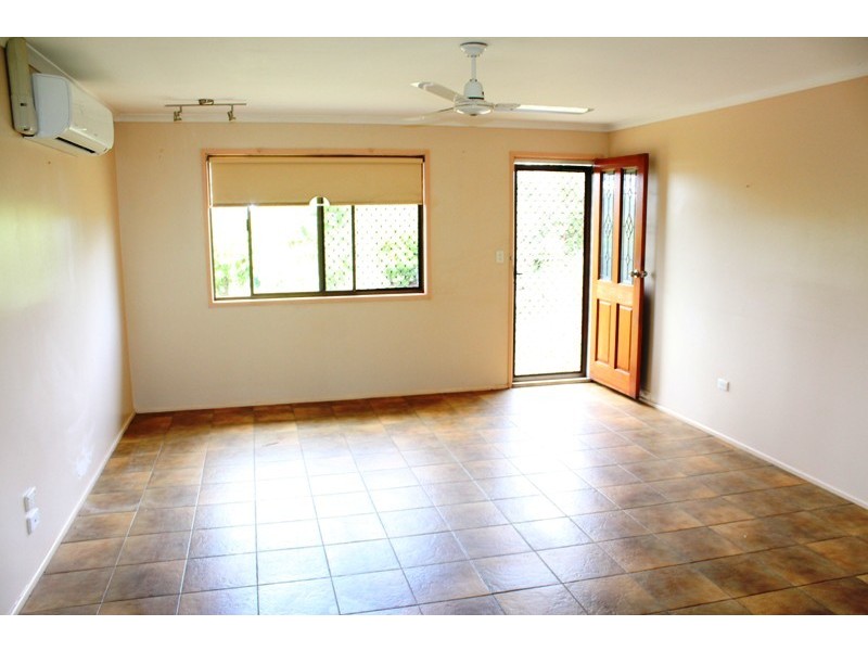16 Bonna Road, Branyan QLD 4670