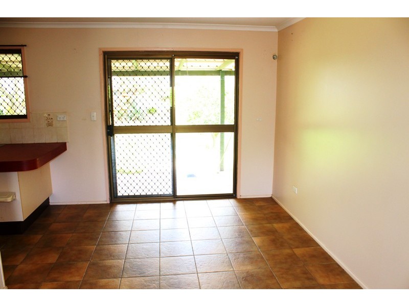16 Bonna Road, Branyan QLD 4670