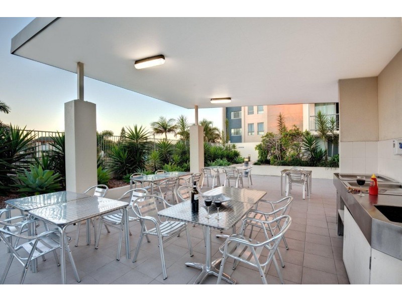 306/23 Esplanade, Bargara QLD 4670