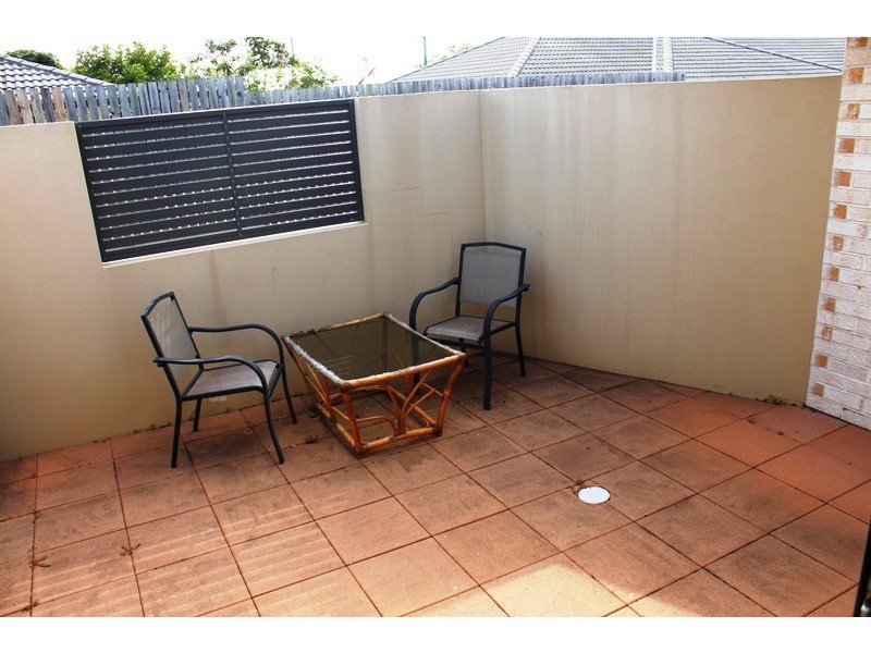 4/128 George Street, Bundaberg West QLD 4670