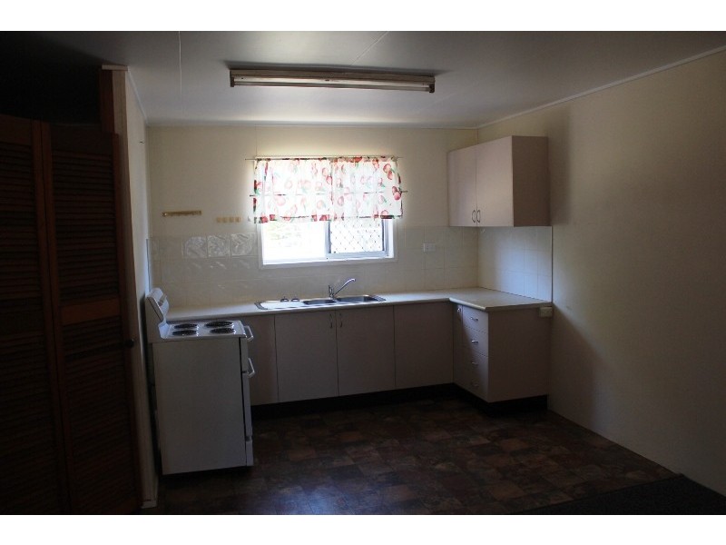 2/2c Palmer Street, Millbank QLD 4670