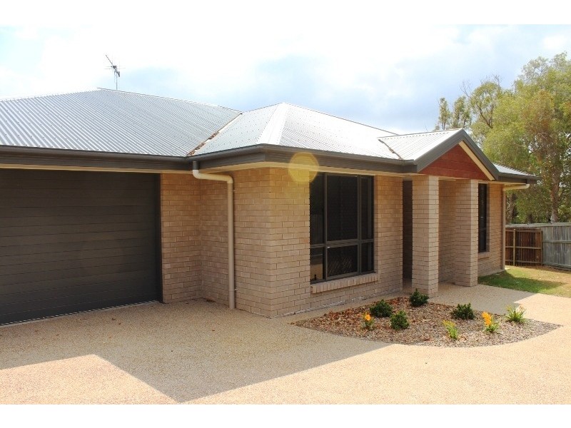 2/4 Neville Drive, Branyan QLD 4670