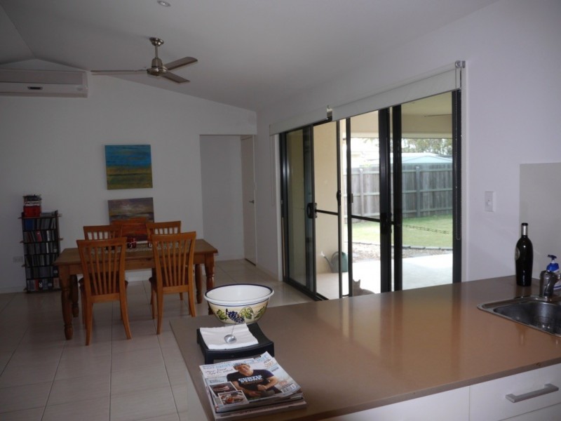 11/4 (NO.10) OASIS COURT, Bundaberg North QLD 4670
