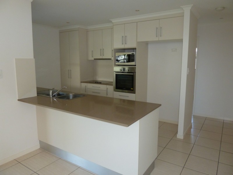 11/4 (NO.10) OASIS COURT, Bundaberg North QLD 4670