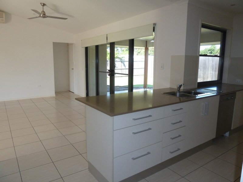 11/4 (NO.10) OASIS COURT, Bundaberg North QLD 4670