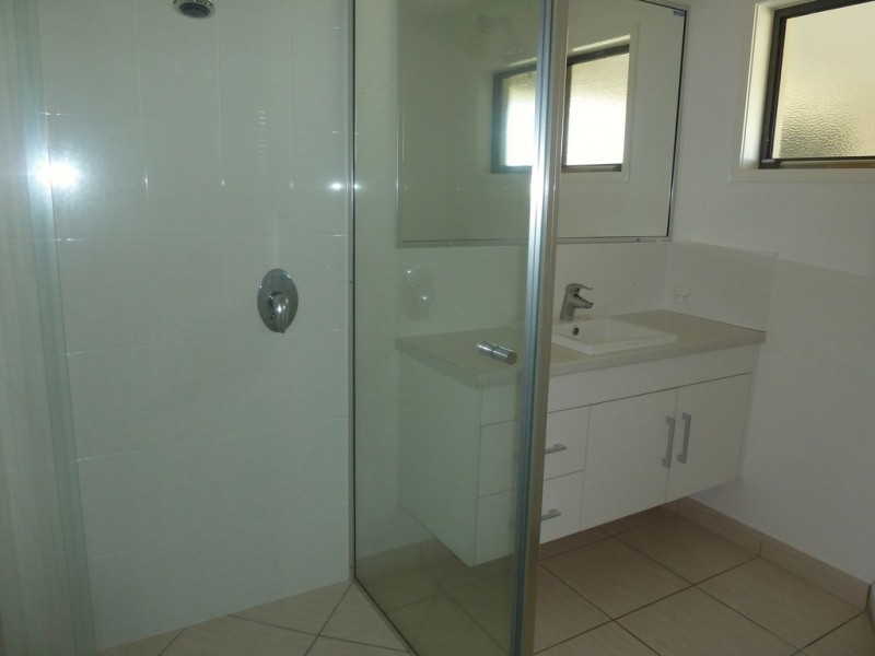 11/4 (NO.10) OASIS COURT, Bundaberg North QLD 4670