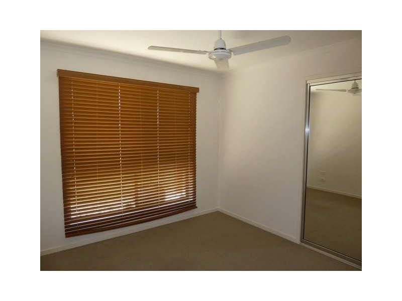 11/4 (NO.10) OASIS COURT, Bundaberg North QLD 4670