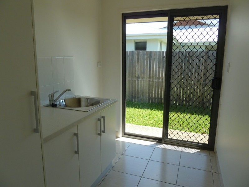 11/4 (NO.10) OASIS COURT, Bundaberg North QLD 4670