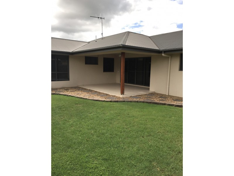 11/4 (NO.10) OASIS COURT, Bundaberg North QLD 4670